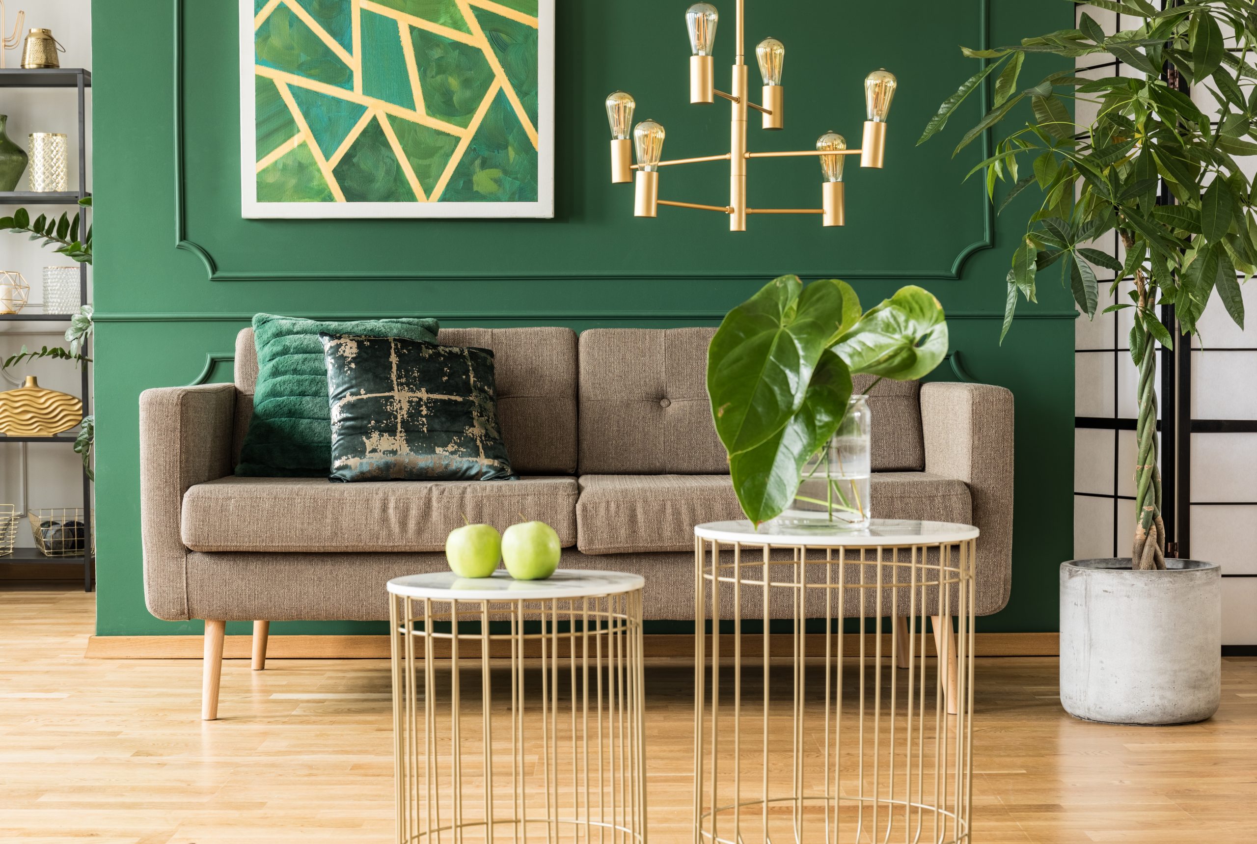 Freshen up your home for Spring 2025: colour trends &#038; eco-friendly paint ideas